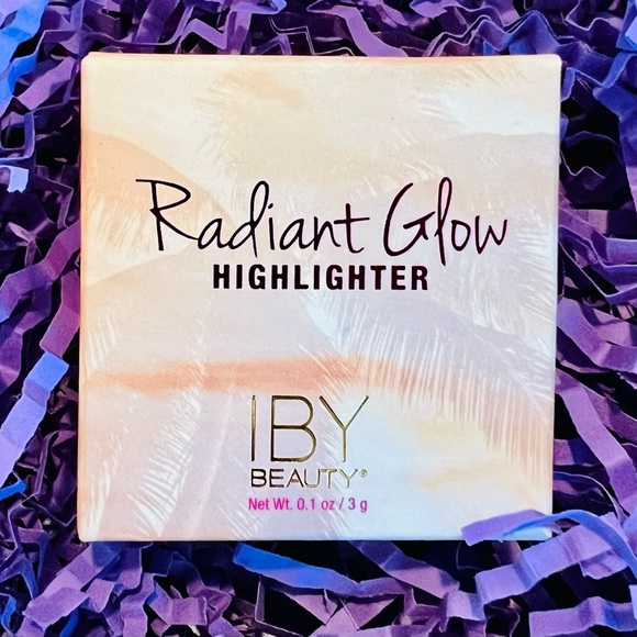 IBY Beauty Radiant Glow Highlighter in 24k Magic - Picture 9 of 10